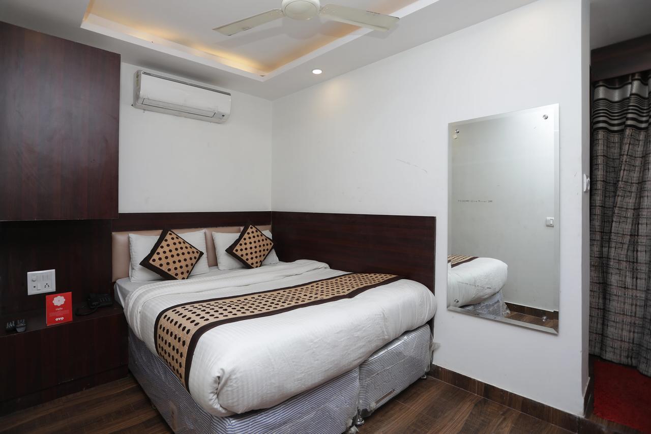 Hotel Corner Point Νέο Δελχί Εξωτερικό φωτογραφία